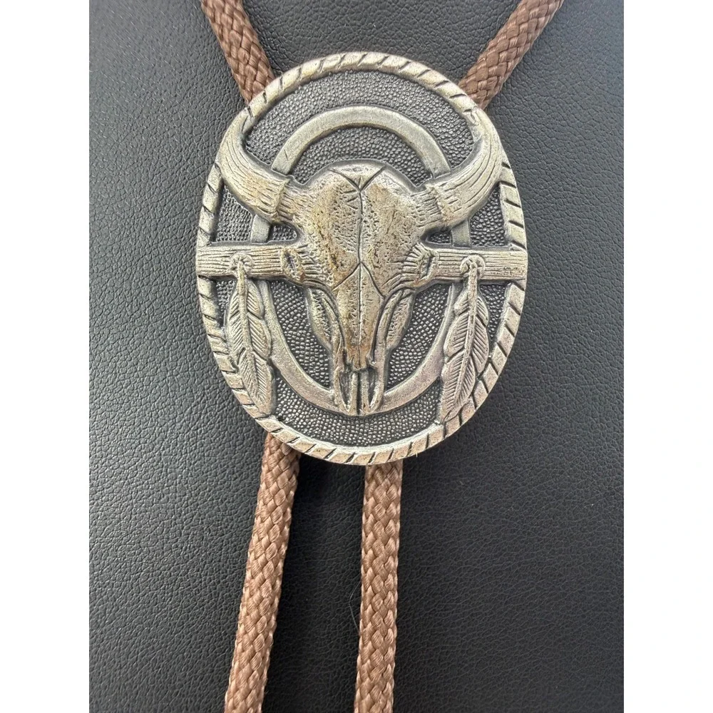 Ivan western bolo